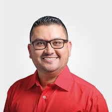 La crisis de la política es ética": Andrés Mesa » Al Poniente