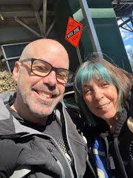 Robert Royston's Instagram, Twitter & Facebook