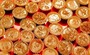 One pan only and no whisking required. Swedish Christmas Knack Easy Christmas Candy Recipes Christmas Candy Recipes Swedish Recipes