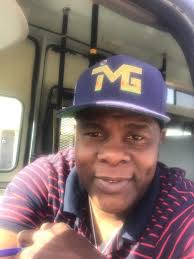 BDL_Banks_Mini_Football_League_2019 ⚽🏆 Most Valuable Player goes To BBAC  Bank Player Jaafar Abotaam Handed by Racing Club Lebanon Football Player  Hussein Tahan 🏆 Supported by >> Banque Du Liban