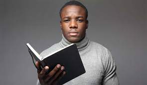 Persoonlijk heeft gershwin wel een goed jaar gehad, vertelt hij. The Poet With A Business Strategy We Are Basket