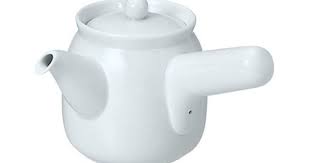 Hakuji Traditional Tea Pot 360ml Muji S Range Of Newly Developed Porcelain Combines Simplicity With Elegance The Rib Effect On Some Items