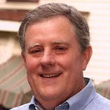 Two candidates compete for vacant City Council seat