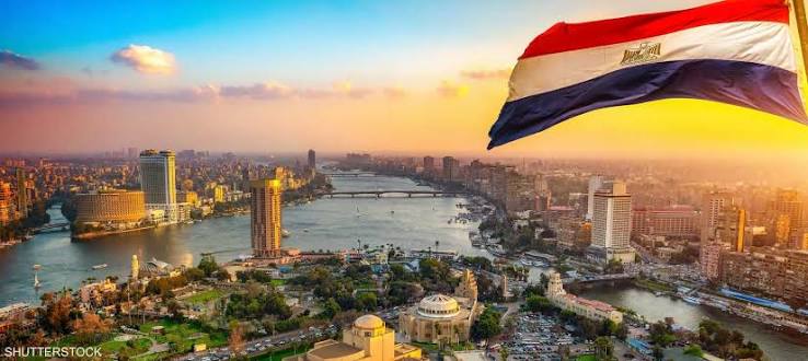الاقتصاد المصري ينمو بنسبة 4.5% في 2024-2025