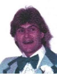 Derek Wilt's Instagram, Twitter & Facebook