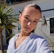 Lisa Bowyer in people