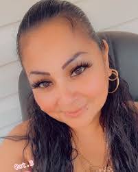 Fay Ramos's Instagram, Twitter & Facebook