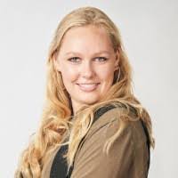 Isabelle Potts's Instagram, Twitter & Facebook