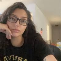 Elsa Corral's Instagram, Twitter & Facebook