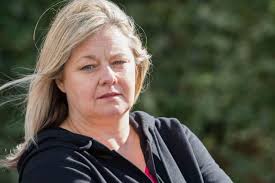 Thieves steal Â£2,000 of dance costumes for Morningside show