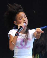 Smith recently joined her mother jada pinkett smith and grandmother adrienne. Willow Smith Wikipedia
