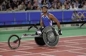 La compétition a lieu du 15 août au 11 septembre. Jeux Paralympiques Larousse