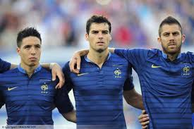 Benzema « aurait dû jouer deux matchs de plus avant l'euro ». Bleus Assolen En Equipe De France Nasri Joue Avec Un Frein