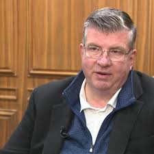 Father of girl kidnapped after Warren Jeffs' 'revelation' pleads for her  return