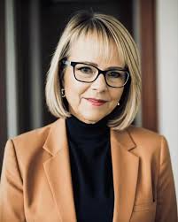 Susan Janzen, B.Ed. : MaxWell Challenge Realty : Map Search