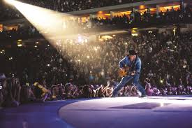 Pollstar Garth Brooks To Break The Seal On Notre Dame Stadium