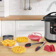 Pressure cookers have come a long way since the rattling devices of yesteryear which seemed like they were ready to take off when they got up to temperature. Crock Pot 7 Piece Pressure Cooker Accessories Starter Kit Wayfair
