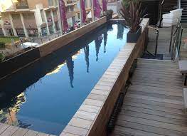 Piscine biologique, filtration ultraperformante avec uv + ozone et gestion automatique. Piscine Bois 10x2 Couloir De Nage Ozeobois