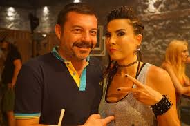 Çakallarla dans 5 filmi karakterleri, oyuncuları ve ekibi hakkında bilgi almak için tıklayın. Yonetmen Murat Seker In Kadinlari