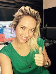 Former top 20 tennis player in the 3x olympian tennis commentator for @o2tvsportcz former tv nova television news anchor,moderator. Klara Koukalova Publicaciones Facebook