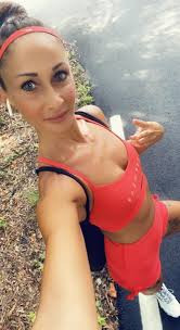 Question of the Day! Are you achieving the goals that you've set for  yourself? Comment below 👇 #Questionoftheday #QOTD #Goals #LifeofGaia