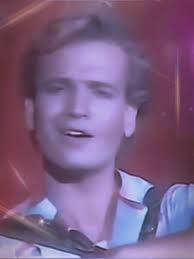 fotonovela Ivan #magicamusica #melomanos #destacame #losochenta  #musicadelrecuerdo #discodevinilo #diasfelices #luihomin #losnoventa