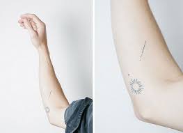 Stanislava Pinchuk Inks Her Friends With Minimalist Tattoos Homemade Tattoos Minimalist Tattoo Elbow Tattoos