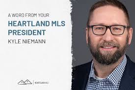 Kyle Niemann's Instagram, Twitter & Facebook