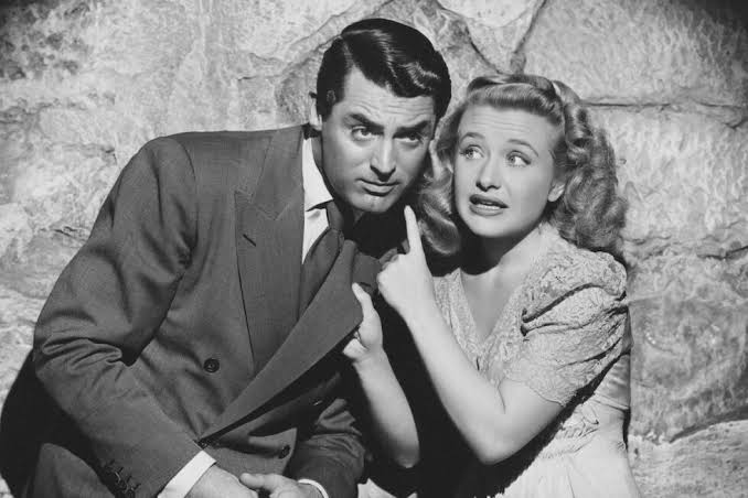 ARSENIC AND OLD LACE (1944) • Frame Rated