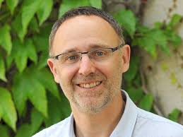 Berufsberatung für Pfarrer bei der Kirche in Schwerte