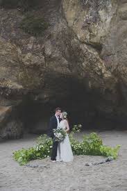 Coastal charm beauty is everywhere you look!! Oregon Coast Wedding Inspiration Coastal Wedding 100 Layer Cake