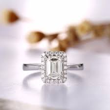 Emerald Kesim Pirlanta Yuzuk Nisan Yuzugu Yuzuk Zumrut Yuzuk
