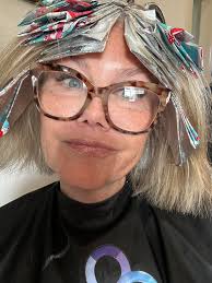 My favorite place is opening at 11:00!!! If you need anything or just want  some retail therapy, I know the the place for you to go… The Gilded Oyster 