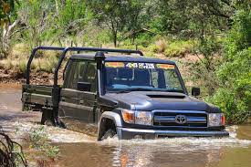 Landcruiser 70 gxl wagon 4.5l v8 diesel manual 4wd. Toyota Landcruiser 70 Series Review Price Features