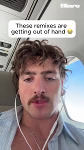 Someone get @bensonboone off of his phone pls 💀 #bensonboone  #moonbeamicecream #mysticalmagical #americanheart