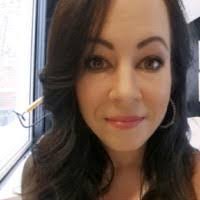 Alicia Dow's Instagram, Twitter & Facebook