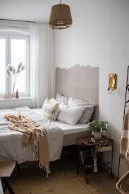 Diy Projekte Fur Die Wohnung Mit Pinsel Und Farbe Zum Individuellen Betthaupt Doitbutdoitnow In 2020 Schoner Wohnen Wandfarbe Haus Deko Wohnen