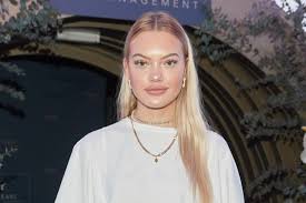 Изучайте релизы christoff de bolle на discogs. Cheyenne Ochsenknecht Erster Instagram Post Mit Babybauch Gala De