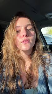 🌅 #sunset #goldenhour #browneyes #almondeyes