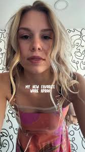 Favorite salon apron I’ve ever owned!!!!!! Dropping the link in my story,  you’re welcome 😚 Thank you @hairbymaddiegreene for the recommendation 🫶🏼  I have zero excuses to not wear my apron anymore LOL ...