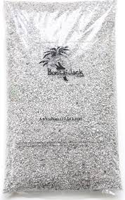 Learn how to convert from quarts to gallons liquid and what is the conversion factor as well. 3 5 Gallons 1 4 Inch Horticulture Pumice 14 Dry Quarts Bonsai Jack C