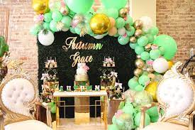 This glam safari themed baby shower was planned by aura decorations. Kara S Party Ideas Glamorous Gold Safari Baby Shower Kara S Party Ideas