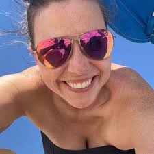 Edith Castleberry (@edithcastleberry)