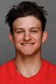 Kelly Hopson's Instagram, Twitter & Facebook