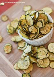 These Zucchini Chips Are Full Of Flavor And Slightly Spicy Making The Perfect Snack Or Appetizer Kochrezepte Rezepte Und Gesunde Snacks