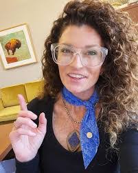 Melissa Gard's Instagram, Twitter & Facebook