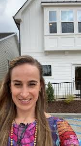 Caitlin Fish's Instagram, Twitter & Facebook