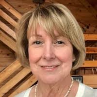 Amanda Riehl's Instagram, Twitter & Facebook