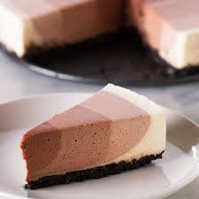 Dieser Mehrfarbige Schoko Kasekuchen Ist Pure Kuchenliebe Recette Recettes De Cuisine Gateaux Et Desserts