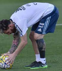 The entire tattoo covers a lotus flower, which symbolizes that talent can grow anywhere even with forces stopping it; We Are Very Confused By Messi S New Tattoo The18